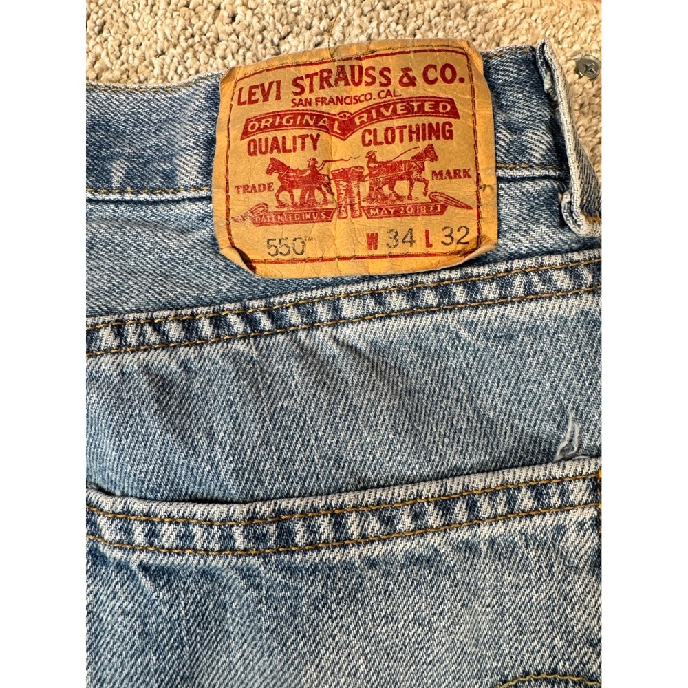 Levis 550 Relaxed Fit Jeans Mens 34x32 Light Wash Blue Vintage Denim Grunge Y2K